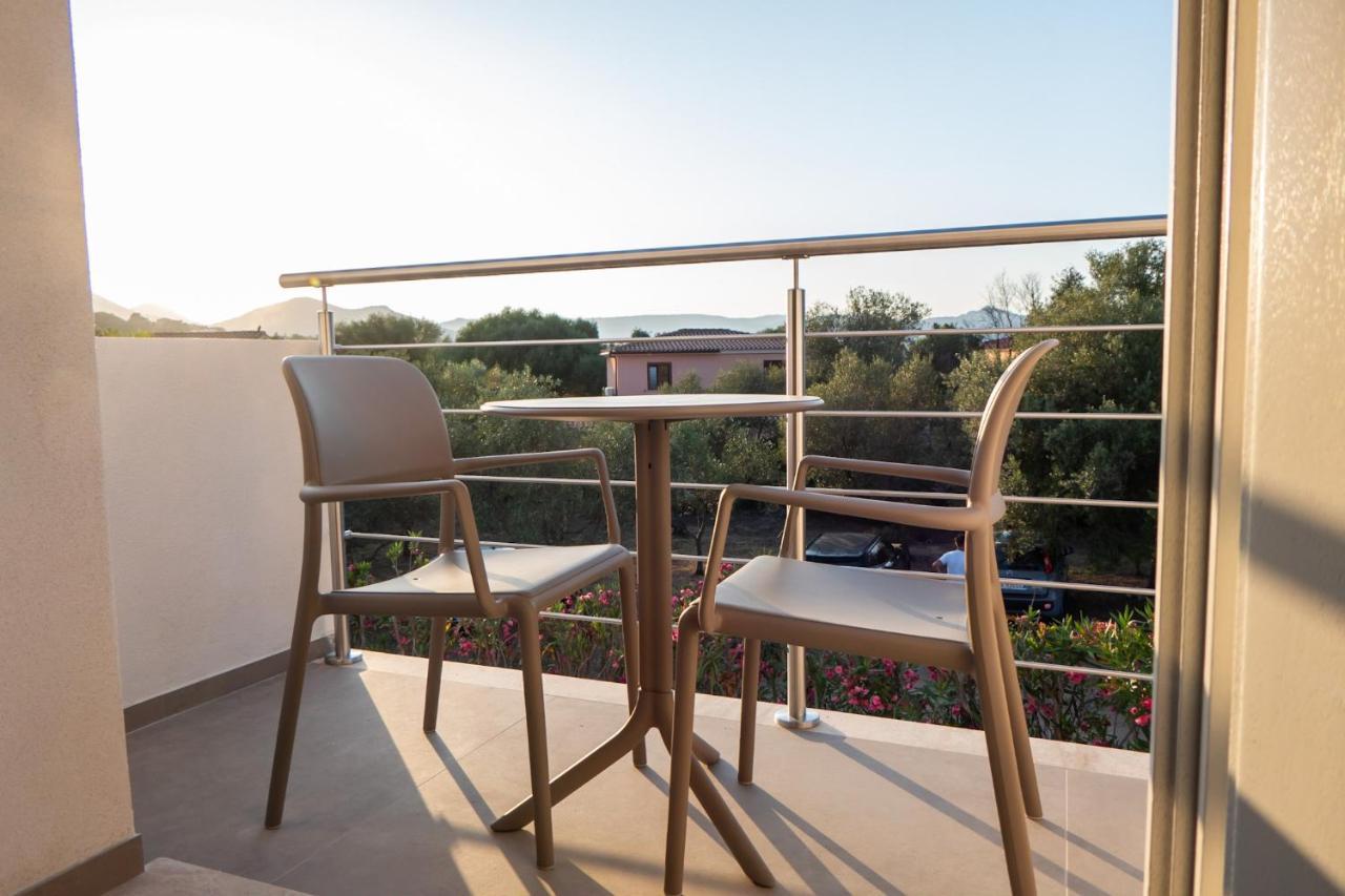 Villa Est San Teodoro  Exterior foto
