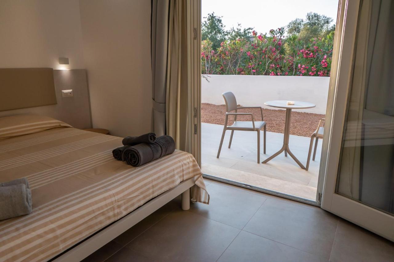 Villa Est San Teodoro  Exterior foto